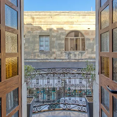 Stunning 3br Townhouse With Private Rooftop By Sf Homes * St. Paul's Bay
