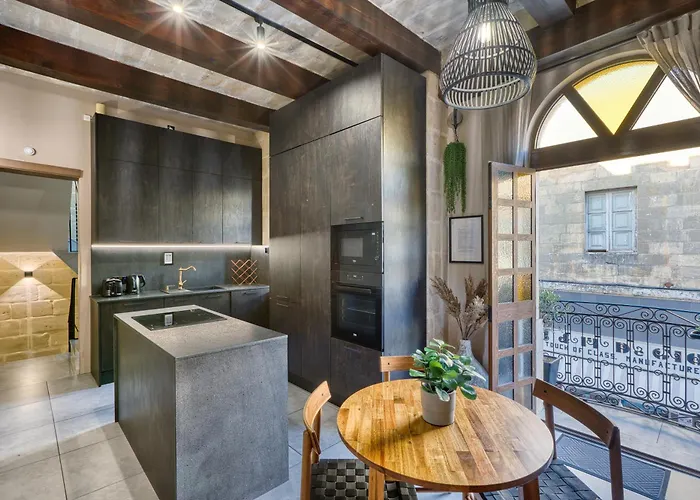 Stunning 3br Townhouse With Private Rooftop By Sf Homes * San Pawl il-Baħar