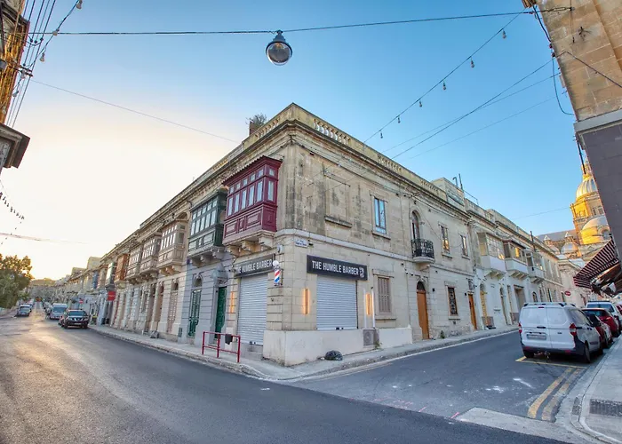 Stunning 3br Townhouse With Private Rooftop By Sf Homes Feriehus