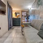 Stunning 3br Townhouse With Private Rooftop By Sf Homes