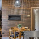 Stunning 3br Townhouse With Private Rooftop By Sf Homes