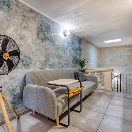Stunning 3br Townhouse With Private Rooftop By Sf Homes *