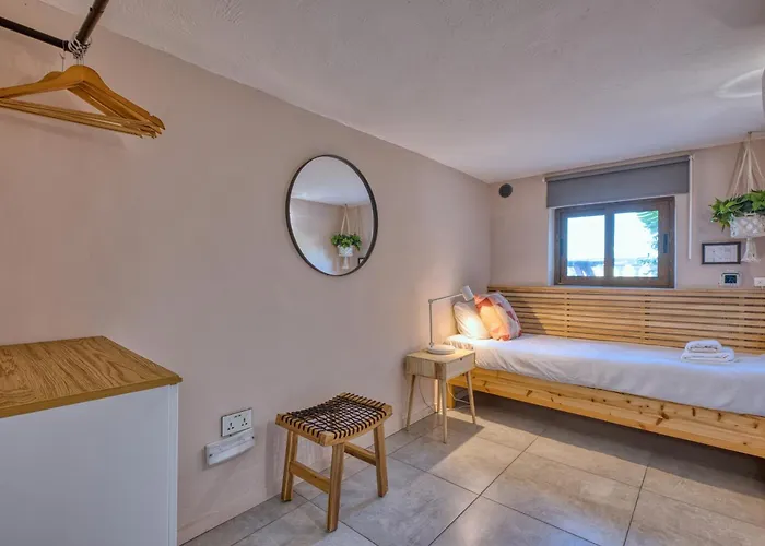 Stunning 3br Townhouse With Private Rooftop By Sf Homes Case de vacanță