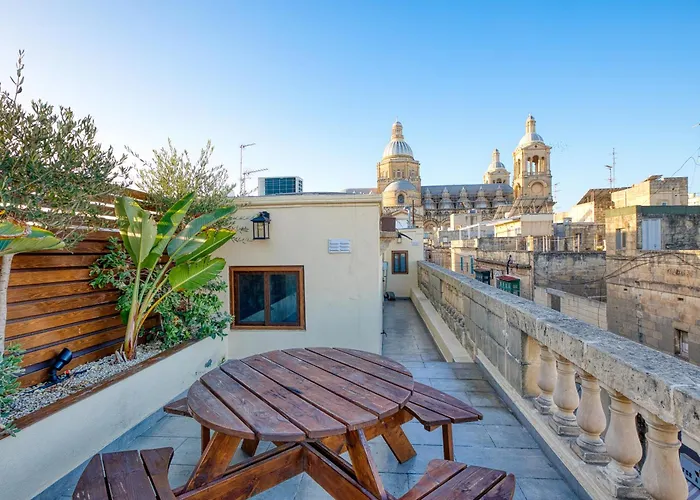 Stunning 3br Townhouse With Private Rooftop By Sf Homes * St. Paul's Bay