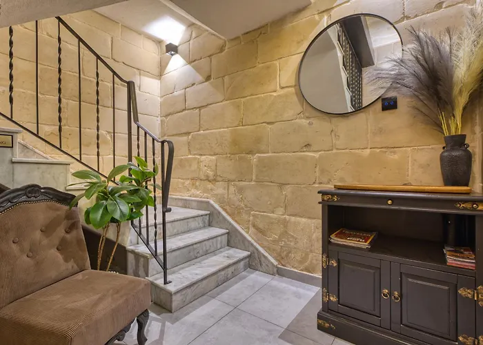 Stunning 3br Townhouse With Private Rooftop By Sf Homes *