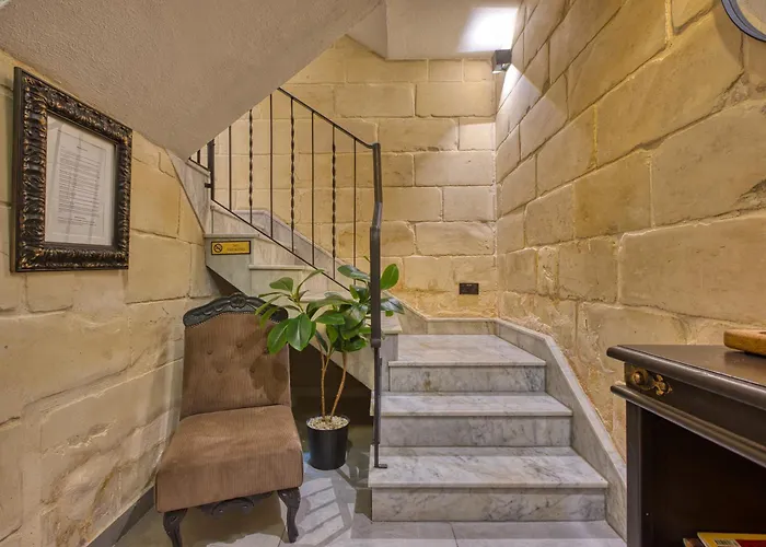 Tatil Evi Stunning 3br Townhouse With Private Rooftop By Sf Homes St. Paul's Bay